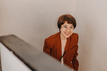 woman-7315525_1280